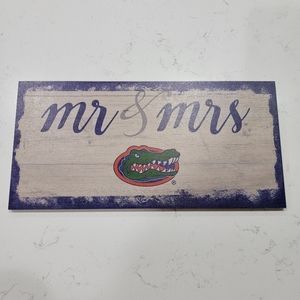 Mr. & Mrs. Florida Gator Sign